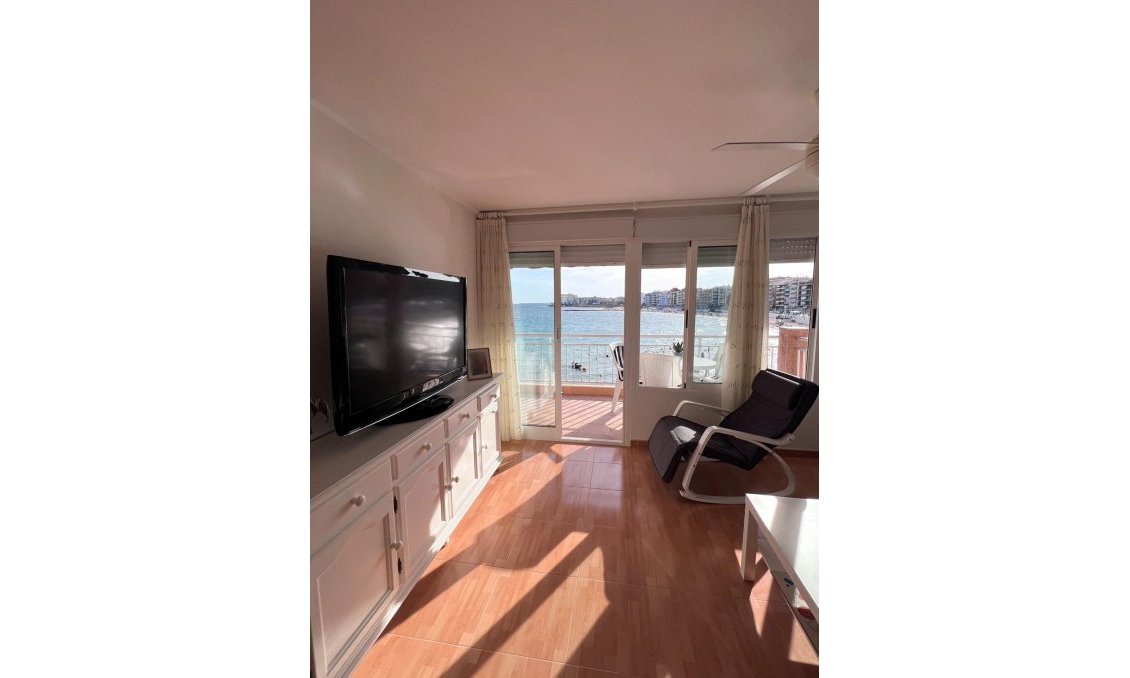 Resale - Apartment -
Torrevieja - Playa de los Locos