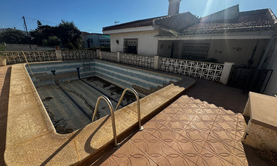 Resale - Villa -
Cartagena - Costa Calida