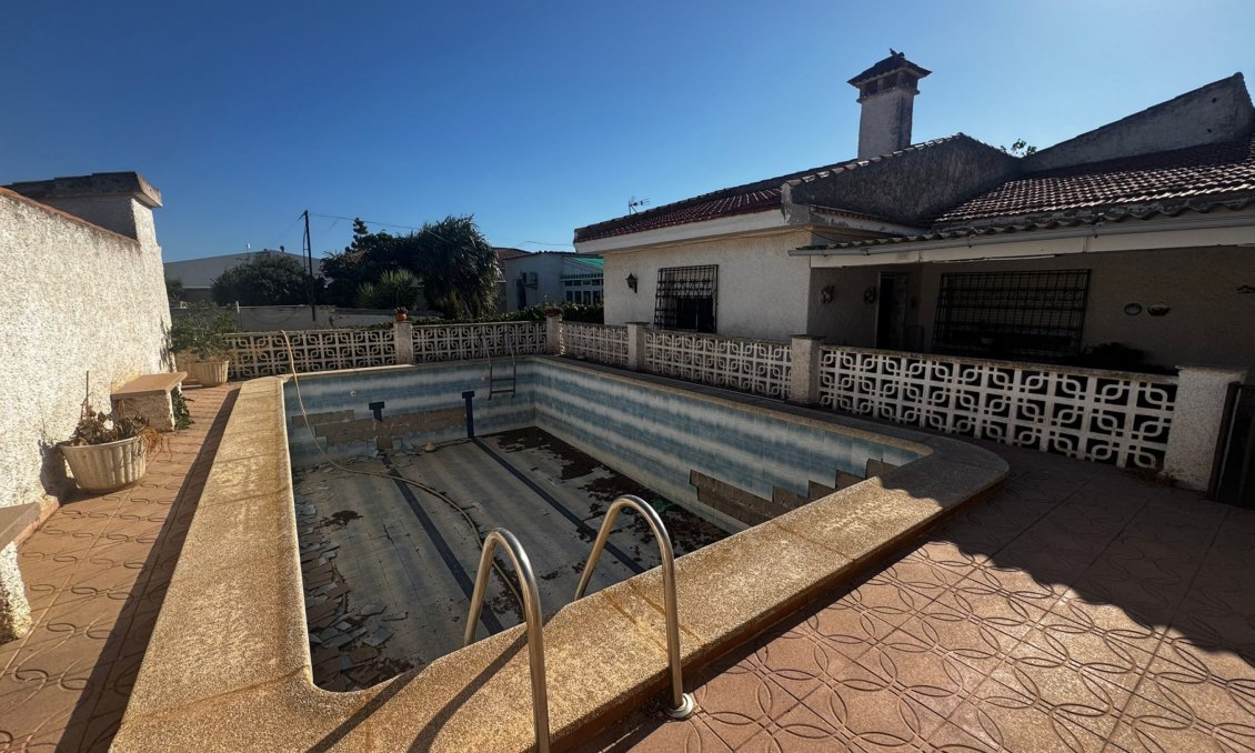 Resale - Villa -
Cartagena - Costa Calida