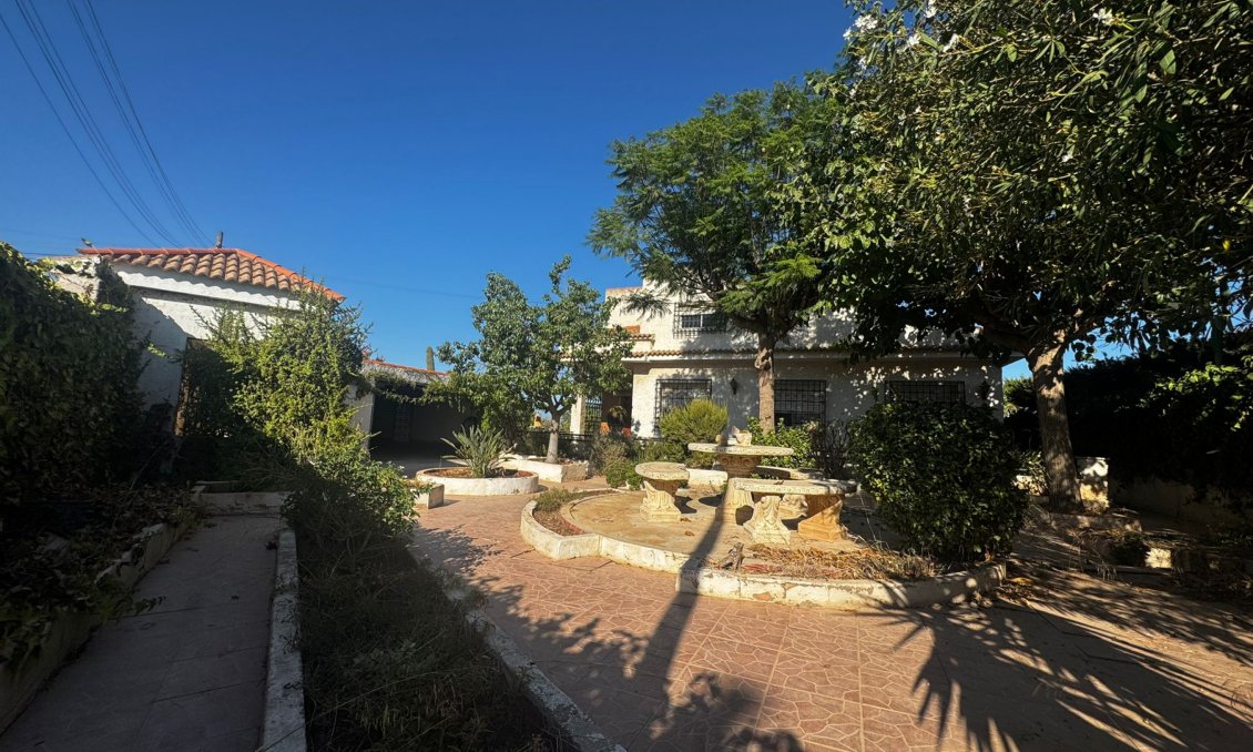 Resale - Villa -
Cartagena - Costa Calida