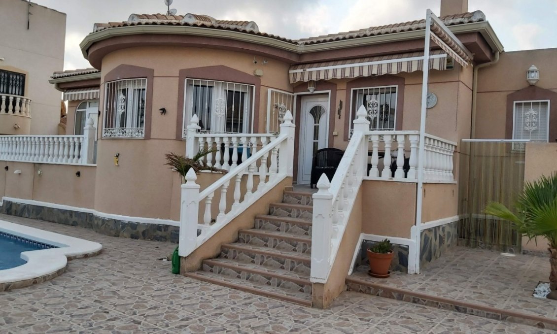 Resale - Villa -
Benimar - Costa Blanca