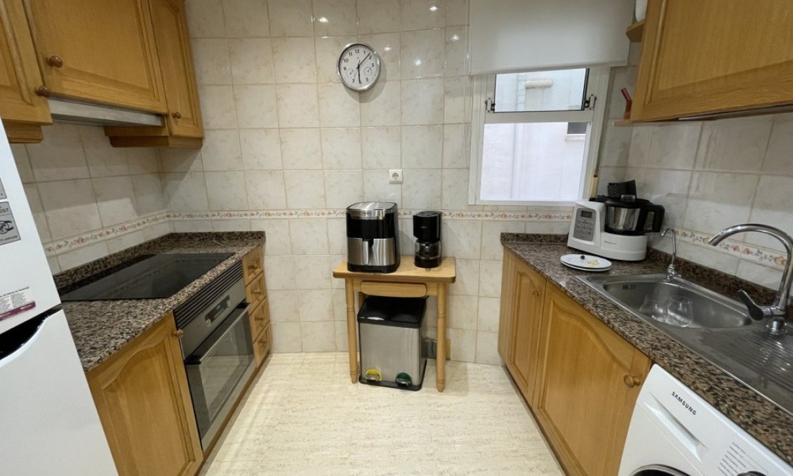 Resale - Apartment -
Torrevieja - Costa Blanca