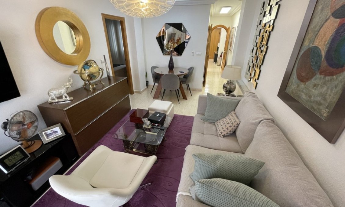 Resale - Apartment -
Torrevieja - Costa Blanca