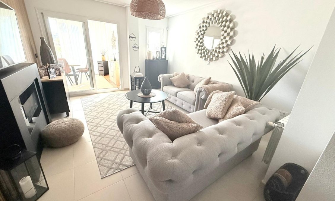 Resale - Apartment -
Hacienda Riquelme Golf Resort - Inland