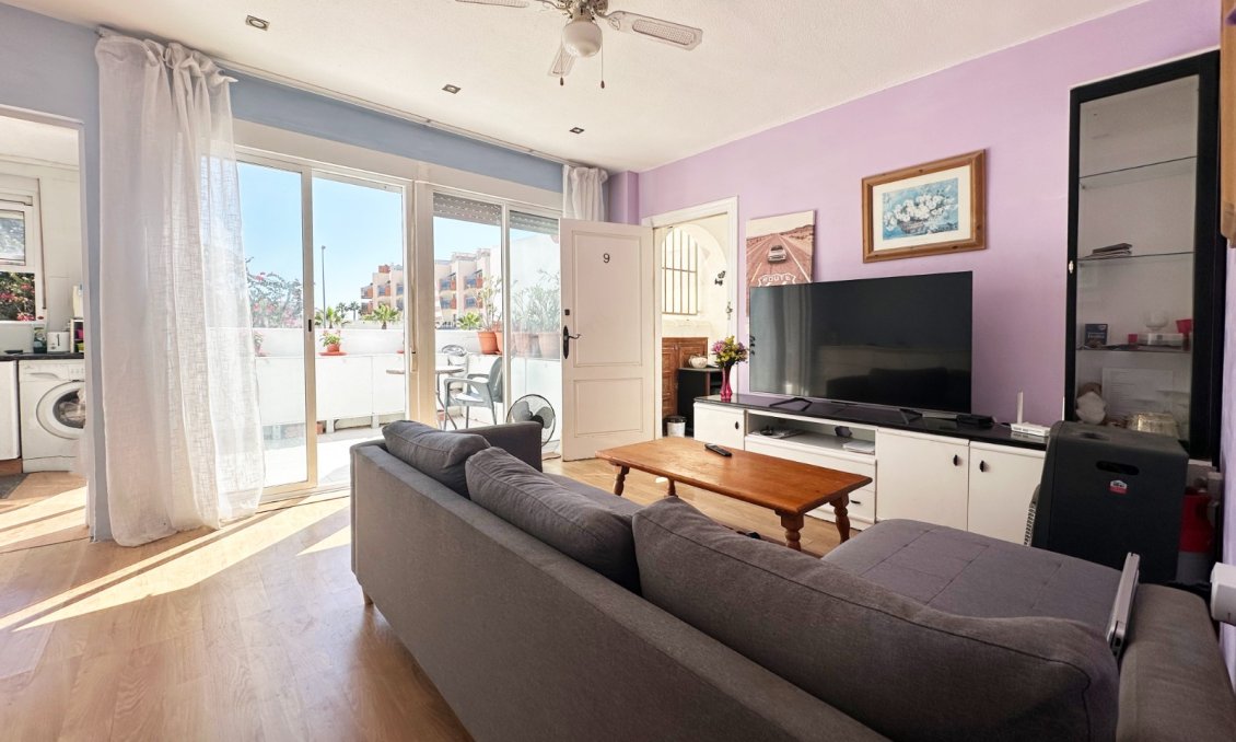 Wiederverkauf - Bungalow -
Orihuela Costa - Costa Blanca