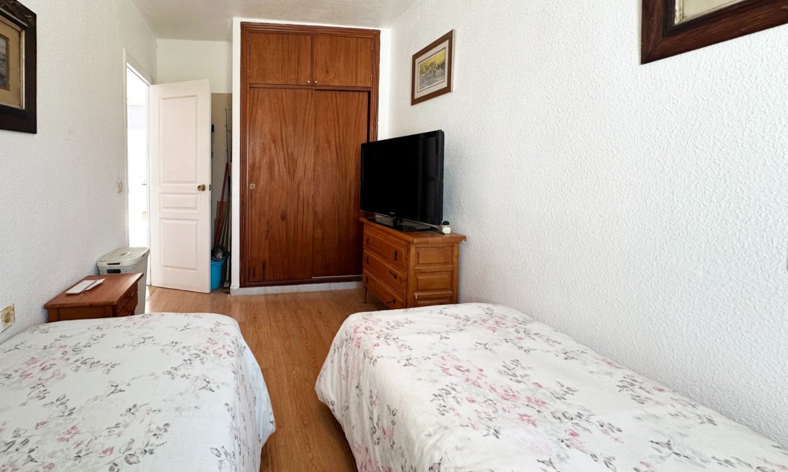 Wiederverkauf - Bungalow -
Orihuela Costa - Costa Blanca