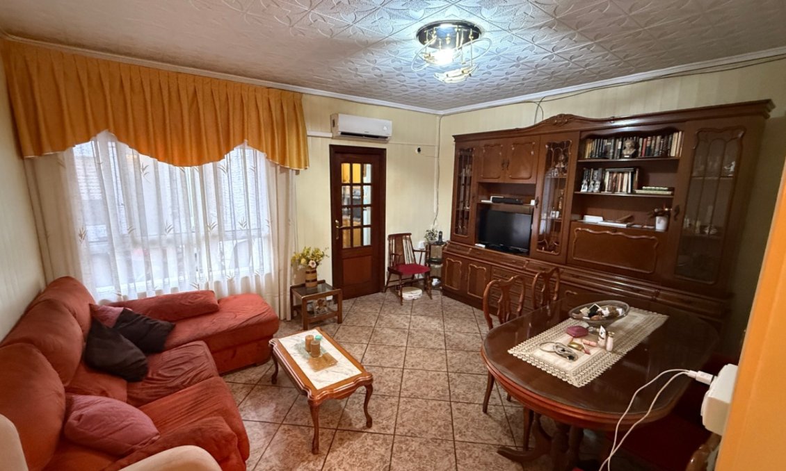 Resale - Town House -
Torrevieja - Costa Blanca