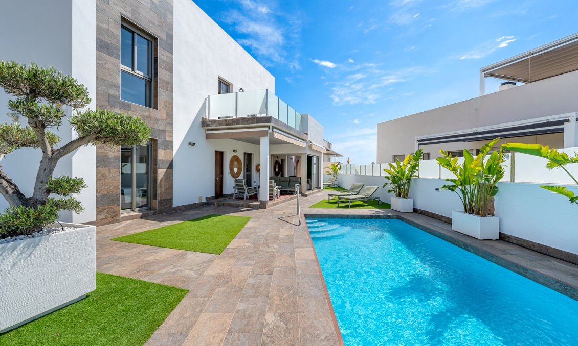 Wiederverkauf - Villa -
Orihuela Costa - Costa Blanca