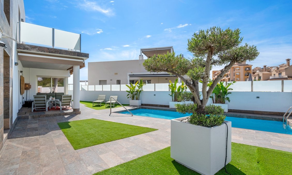 Wiederverkauf - Villa -
Orihuela Costa - Costa Blanca