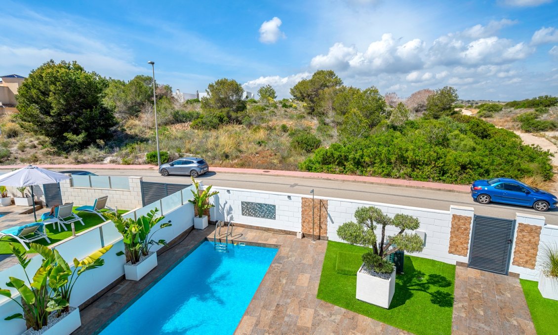 Wiederverkauf - Villa -
Orihuela Costa - Costa Blanca