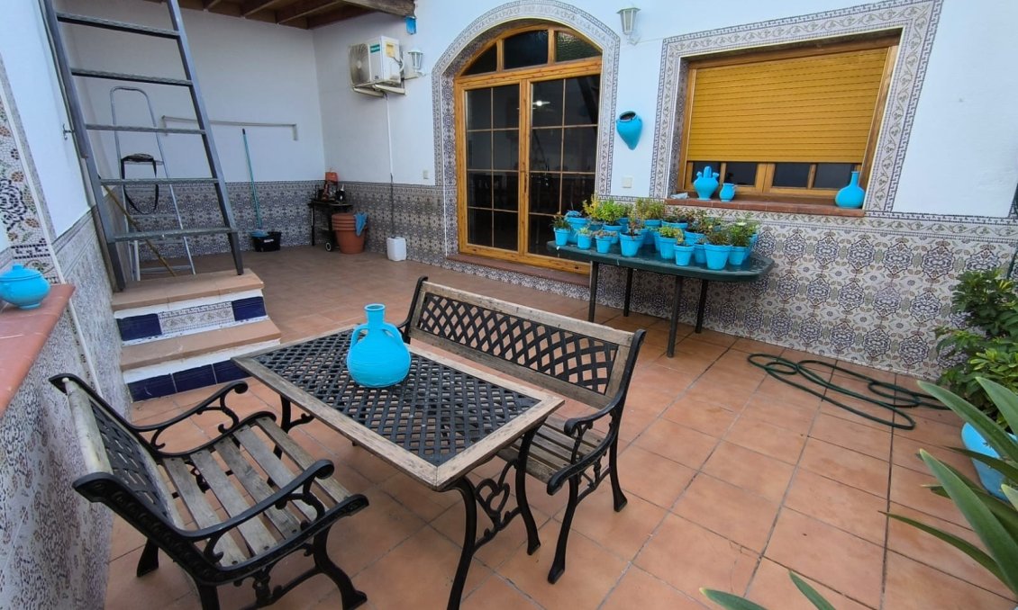 Wiederverkauf - Town House -
Sax - Inland