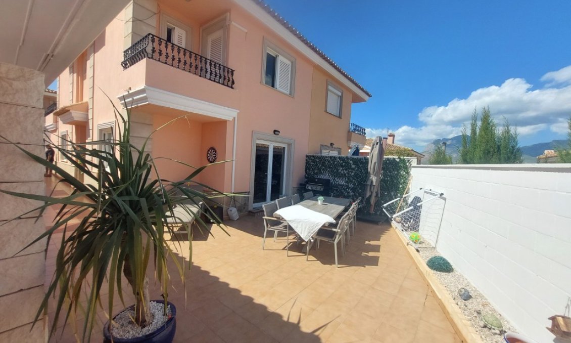 Wiederverkauf - Villa -
Benidorm - Costa Blanca