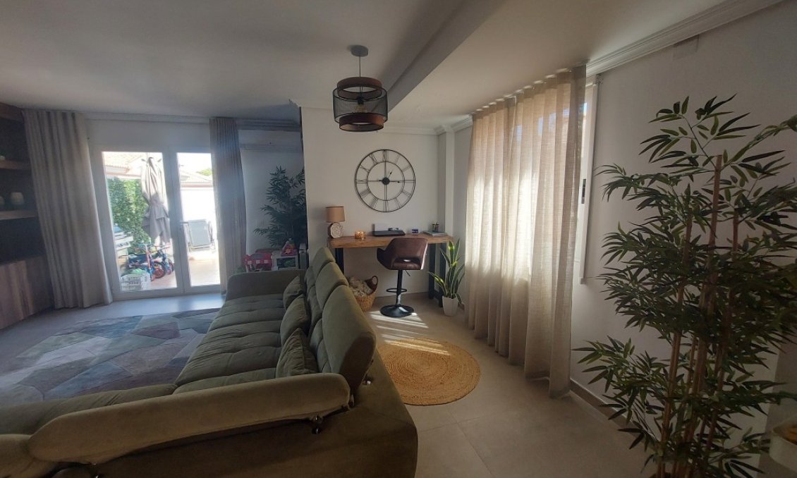 Wiederverkauf - Villa -
Benidorm - Costa Blanca