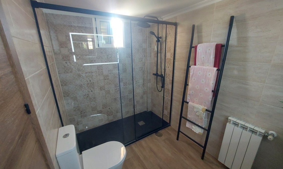 Wiederverkauf - Villa -
Benidorm - Costa Blanca