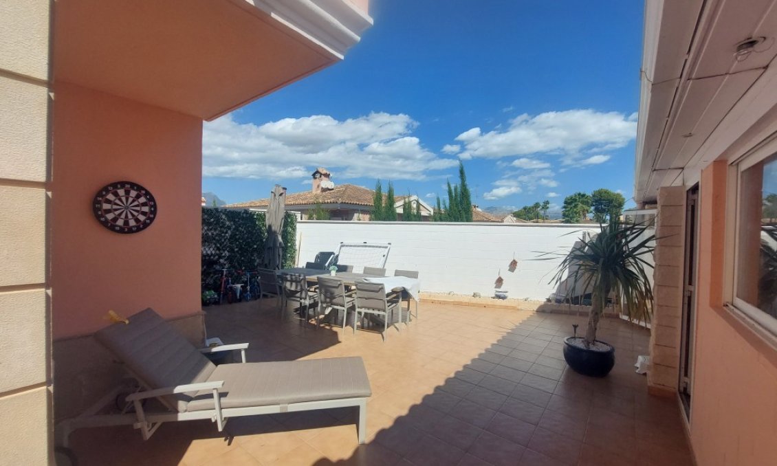 Wiederverkauf - Villa -
Benidorm - Costa Blanca