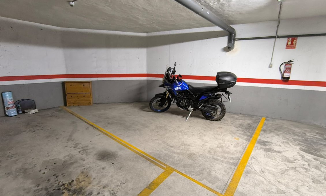 Resale - Apartment -
Sax - Inland