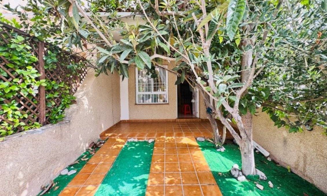 Resale - Duplex -
Torrevieja - Costa Blanca