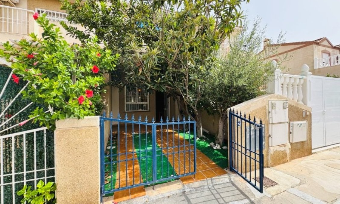 Resale - Duplex -
Torrevieja - Costa Blanca