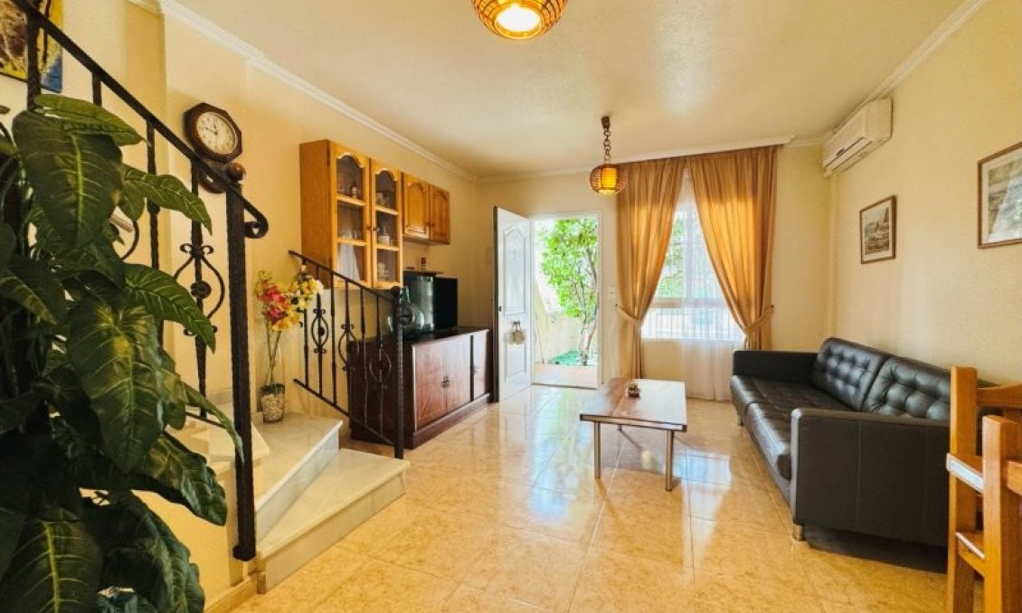 Resale - Duplex -
Torrevieja - Costa Blanca