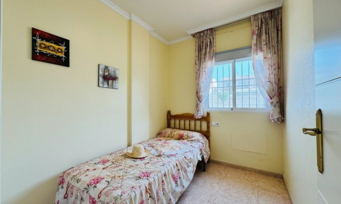 Resale - Duplex -
Torrevieja - Costa Blanca