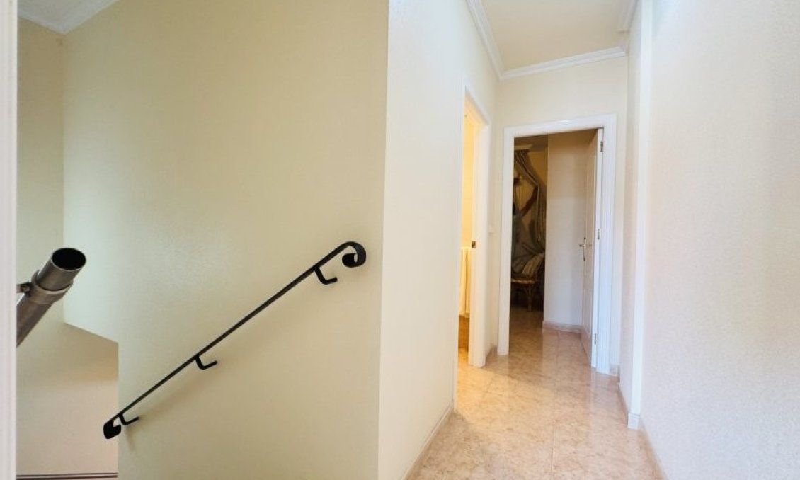 Resale - Duplex -
Torrevieja - Costa Blanca