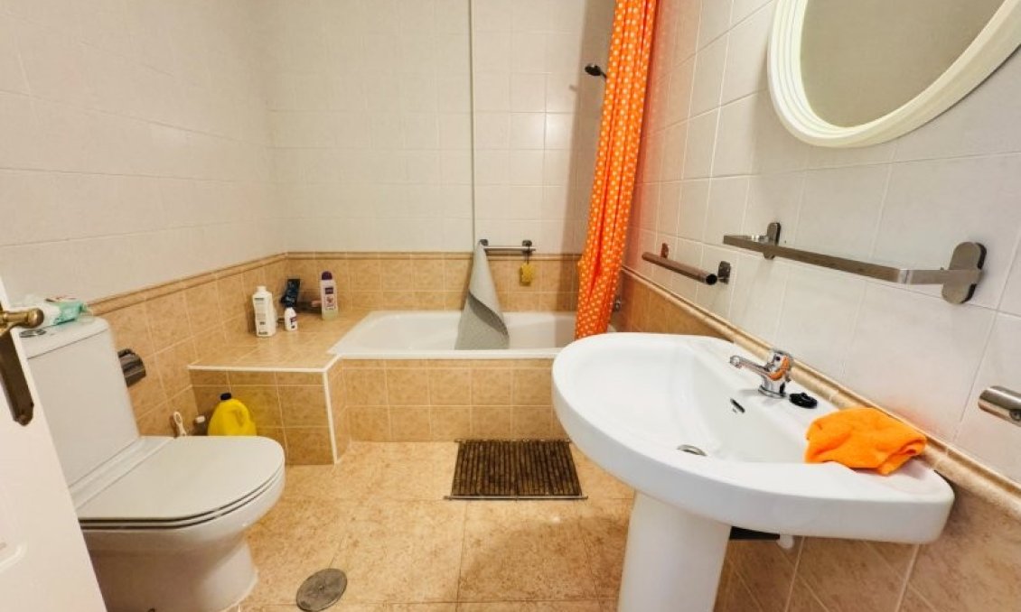 Resale - Duplex -
Torrevieja - Costa Blanca