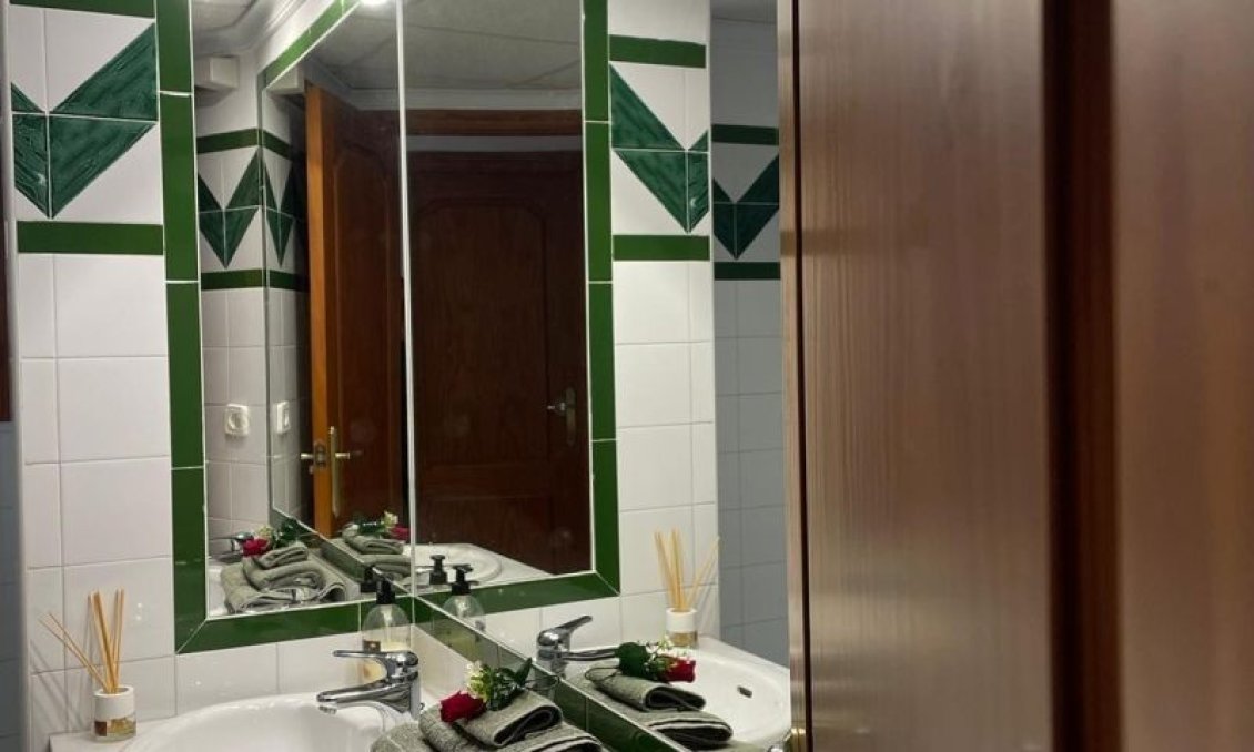 Használt Ingatlanok - Apartman -
Torrevieja - Costa Blanca