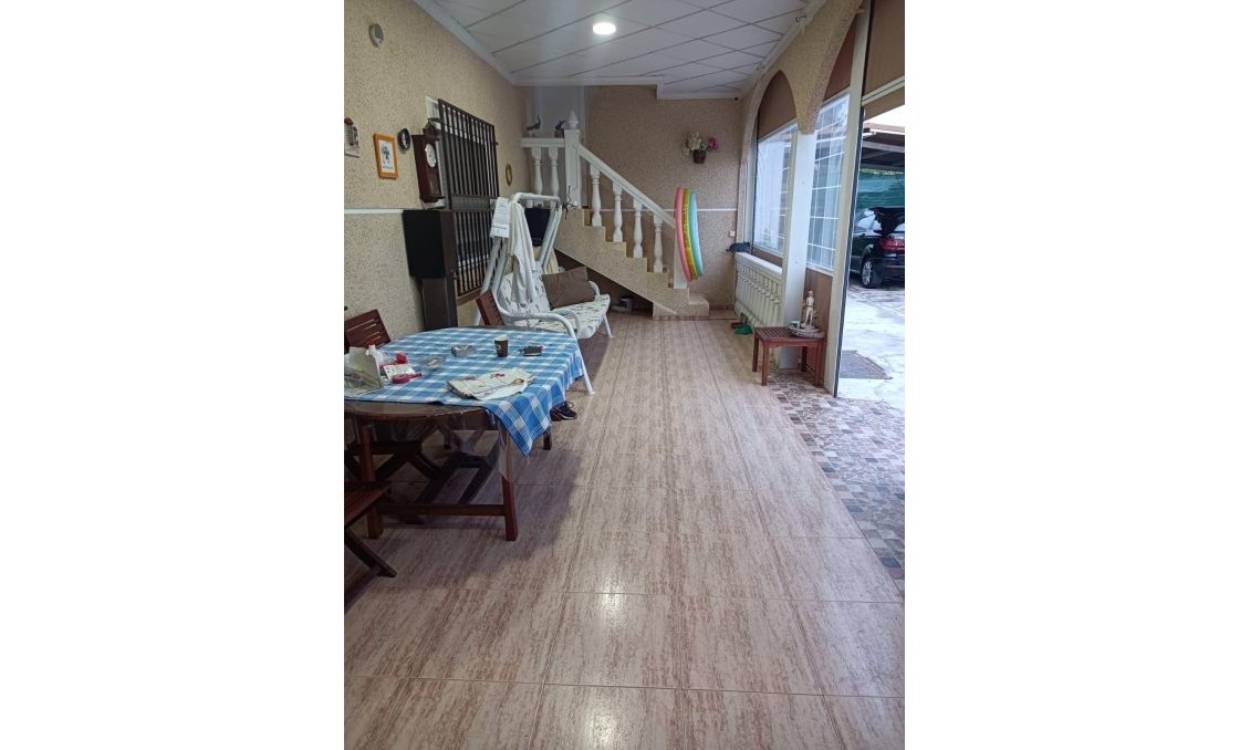 Resale - Town House -
Granja de Rocamora