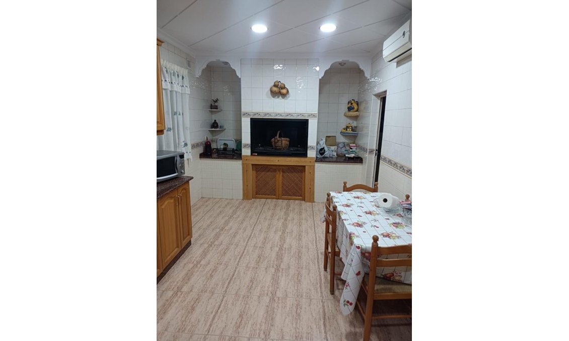 Resale - Town House -
Granja de Rocamora