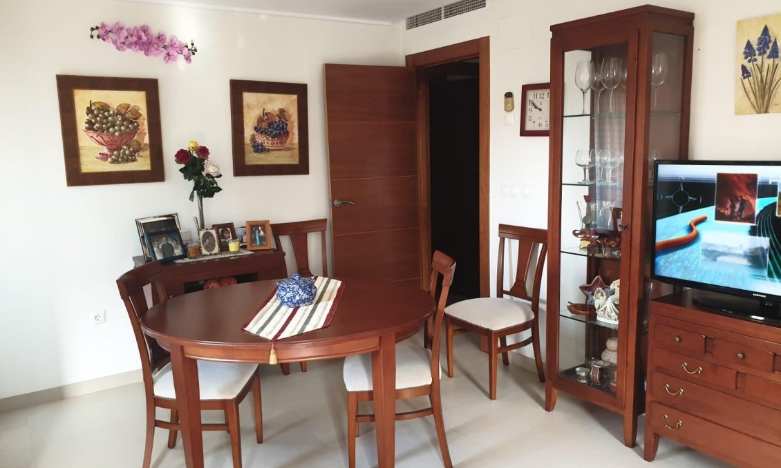 Resale - Apartment -
Torrevieja - Las Piscinas Naturales