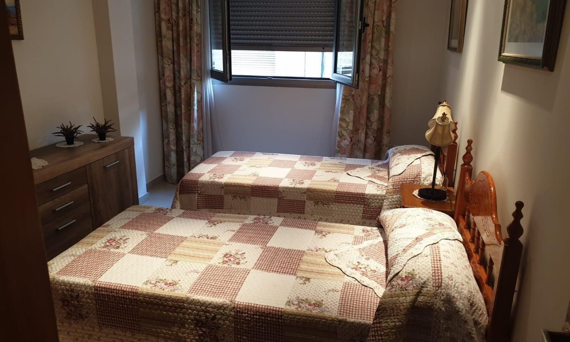 Resale - Apartment -
Torrevieja - Las Piscinas Naturales