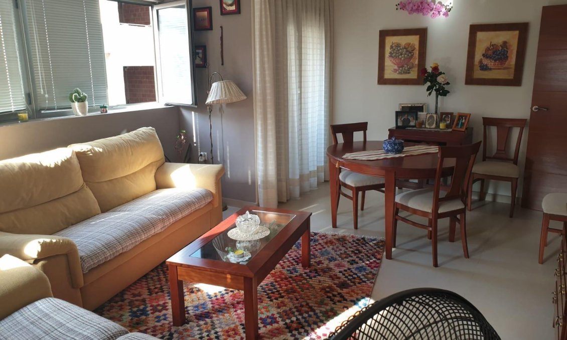 Resale - Apartment -
Torrevieja - Las Piscinas Naturales