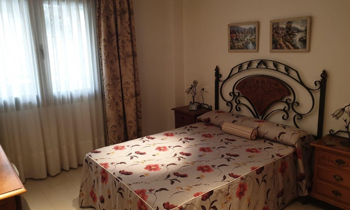 Resale - Apartment -
Torrevieja - Las Piscinas Naturales