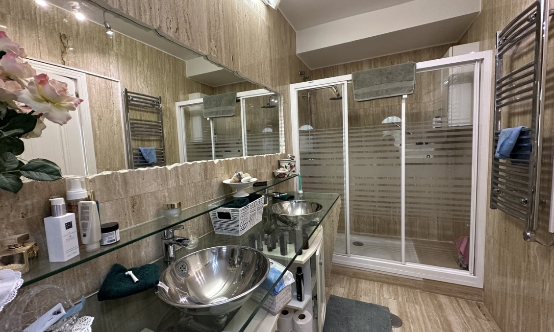 Resale - Villa -
Villamartin - Costa Blanca