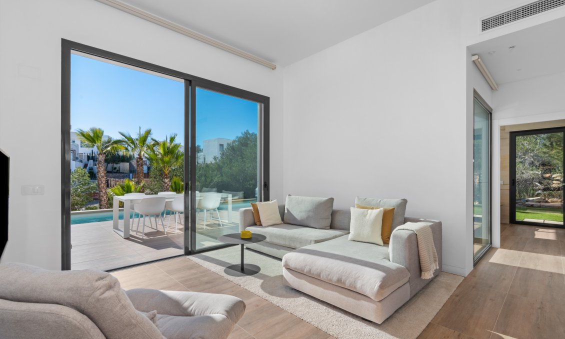 Resale - Villa -
Dehesa de Campoamor - Costa Blanca