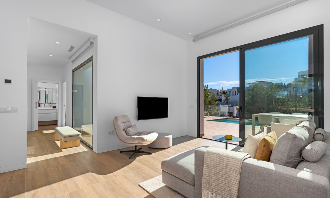 Resale - Villa -
Dehesa de Campoamor - Costa Blanca