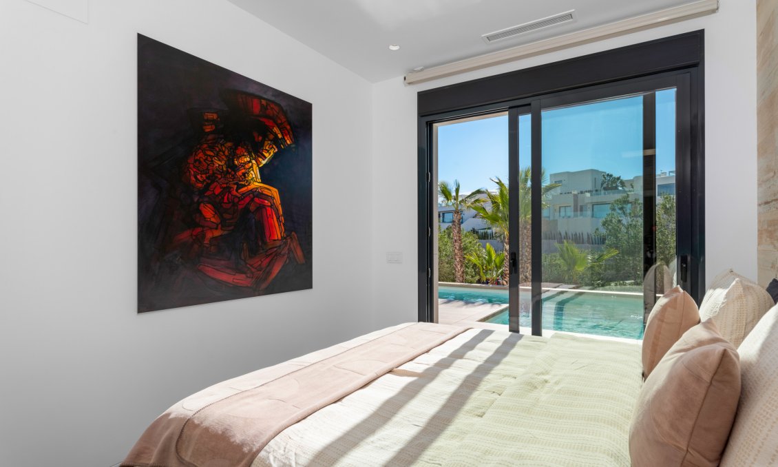 Resale - Villa -
Dehesa de Campoamor - Costa Blanca