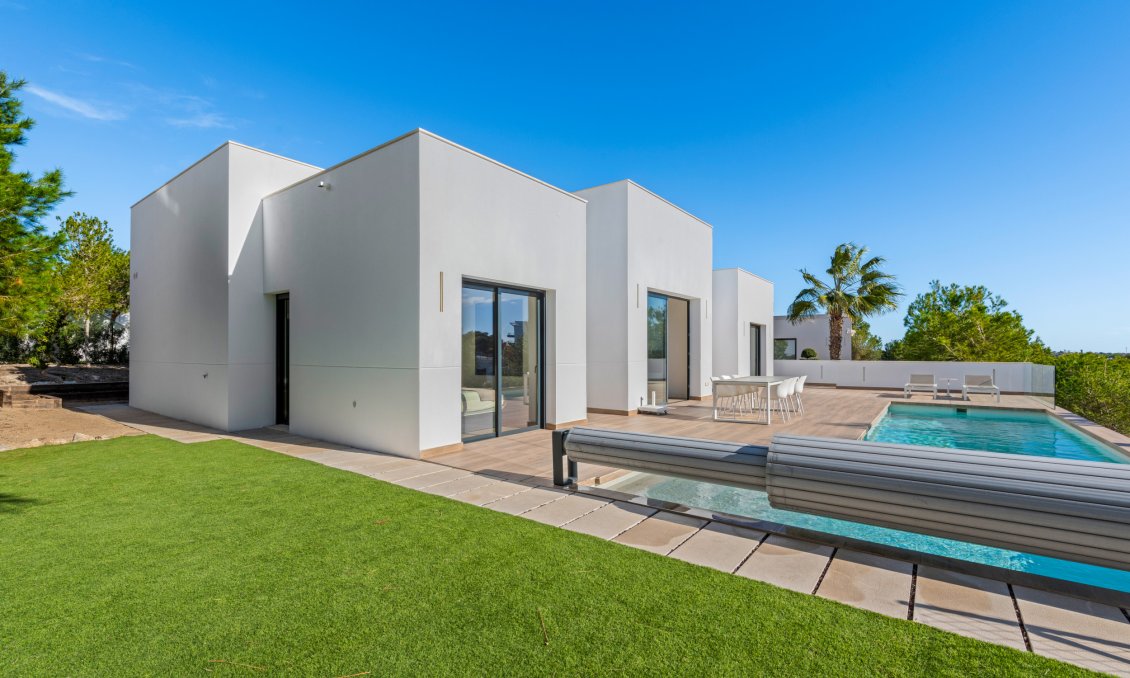 Resale - Villa -
Dehesa de Campoamor - Costa Blanca