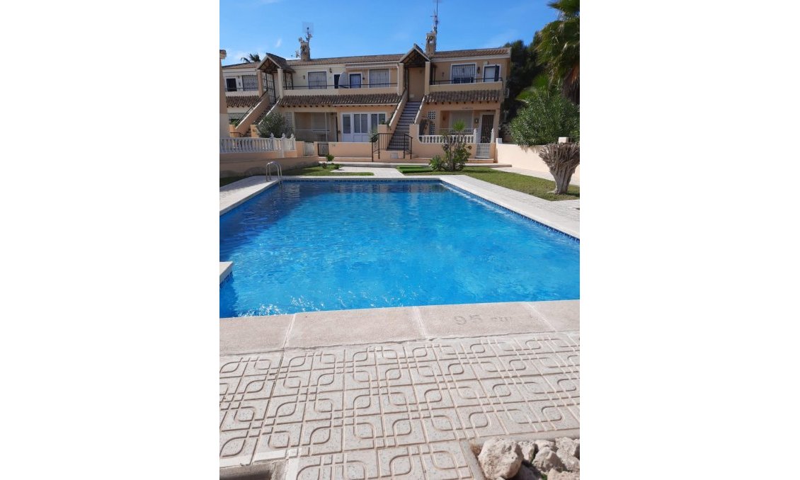 Wiederverkauf - Bungalow -
San Miguel de Salinas - Costa Blanca Sur