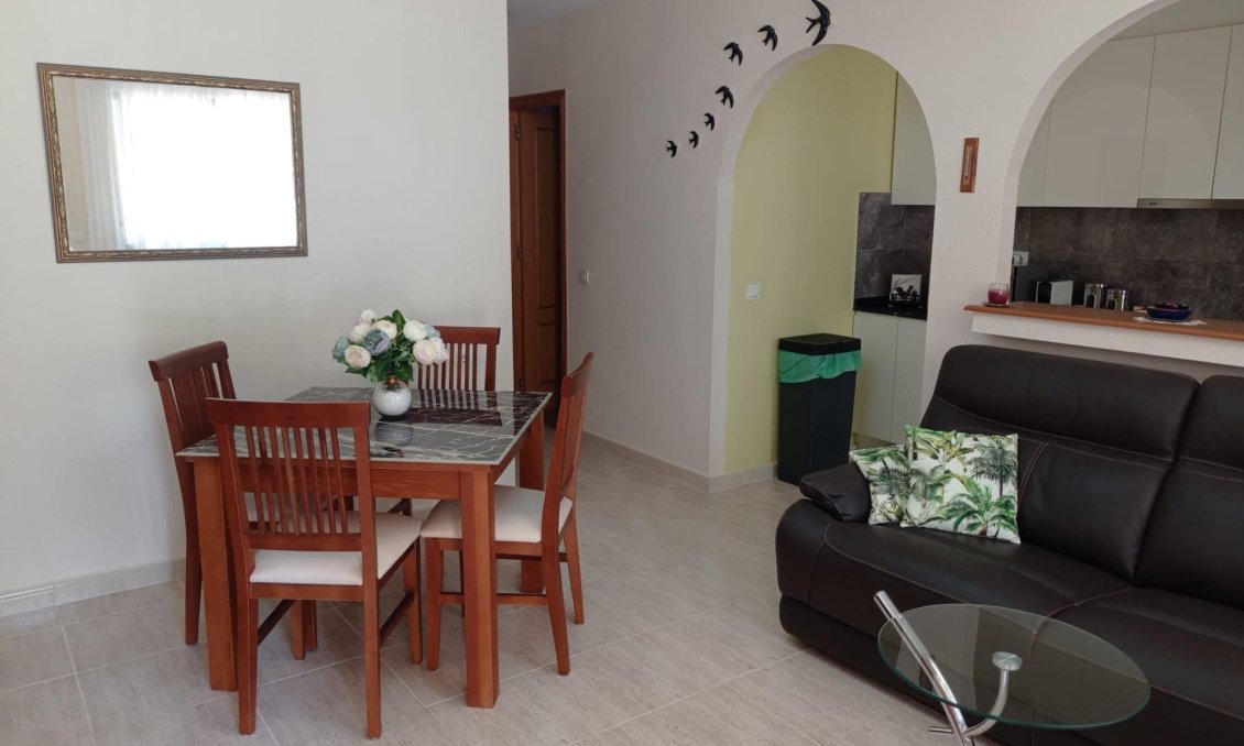Wiederverkauf - Bungalow -
San Miguel de Salinas - Costa Blanca Sur