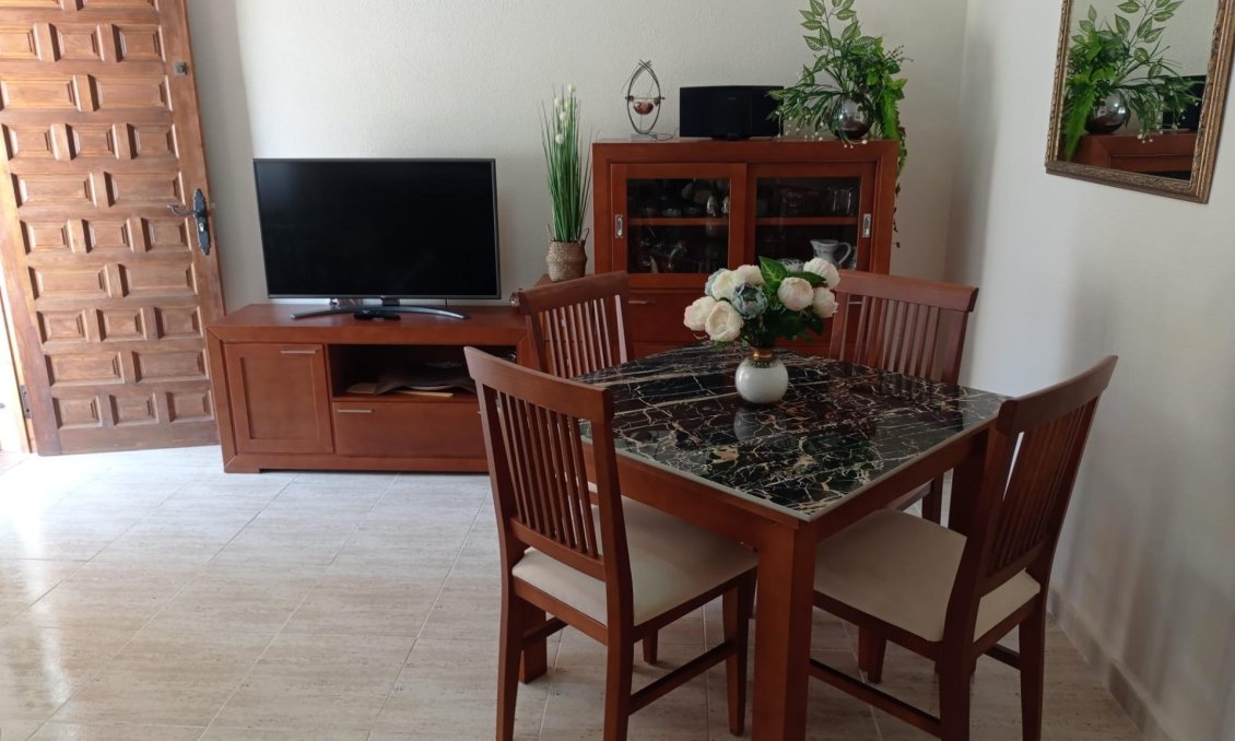 Wiederverkauf - Bungalow -
San Miguel de Salinas - Costa Blanca Sur