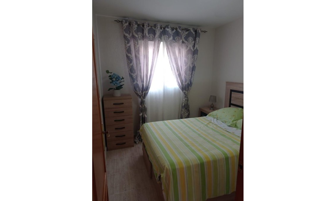 Wiederverkauf - Bungalow -
San Miguel de Salinas - Costa Blanca Sur