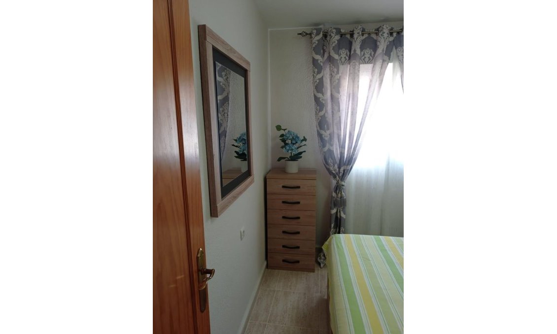 Wiederverkauf - Bungalow -
San Miguel de Salinas - Costa Blanca Sur