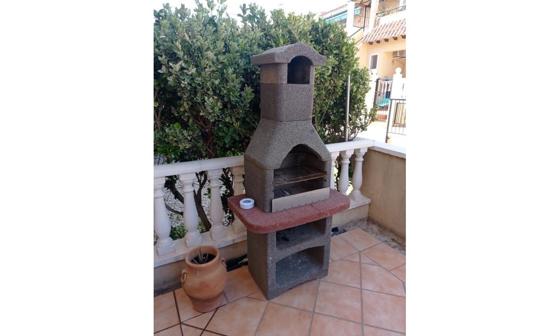 Wiederverkauf - Bungalow -
San Miguel de Salinas - Costa Blanca Sur