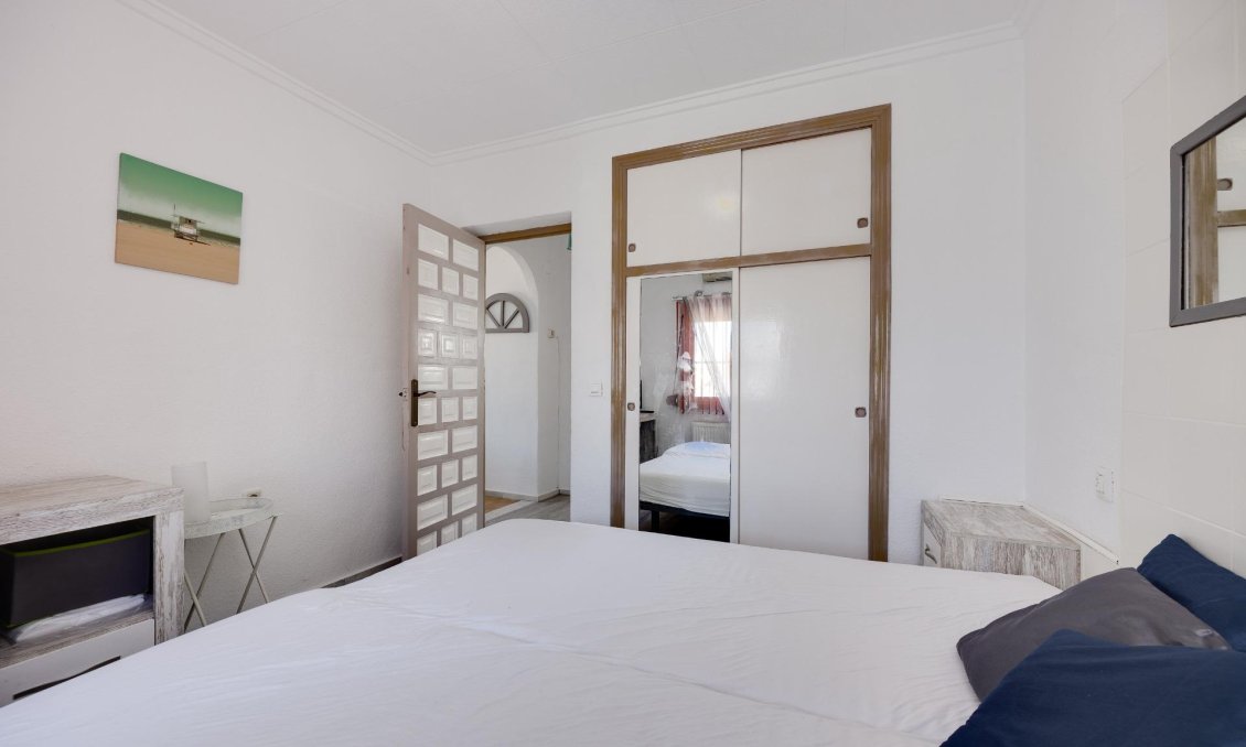 Resale - Villa -
San Fulgencio - La Marina