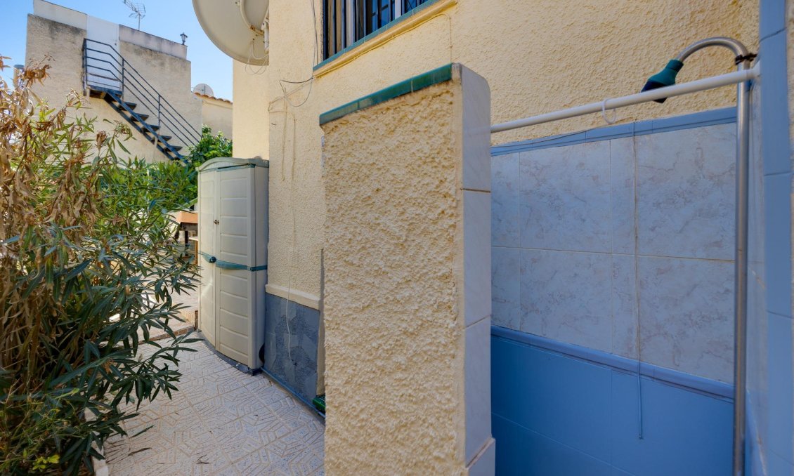 Resale - Villa -
San Fulgencio - La Marina