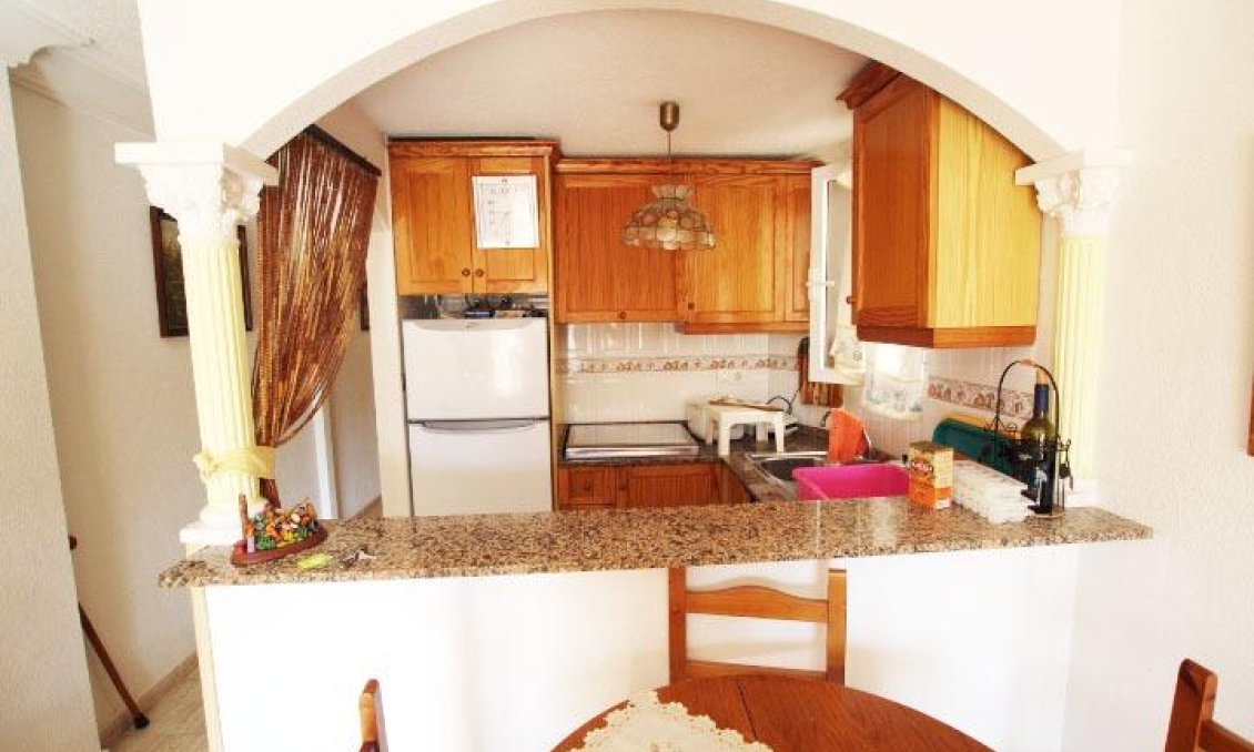 Resale - Apartment -
Guardamar del Segura - Centro