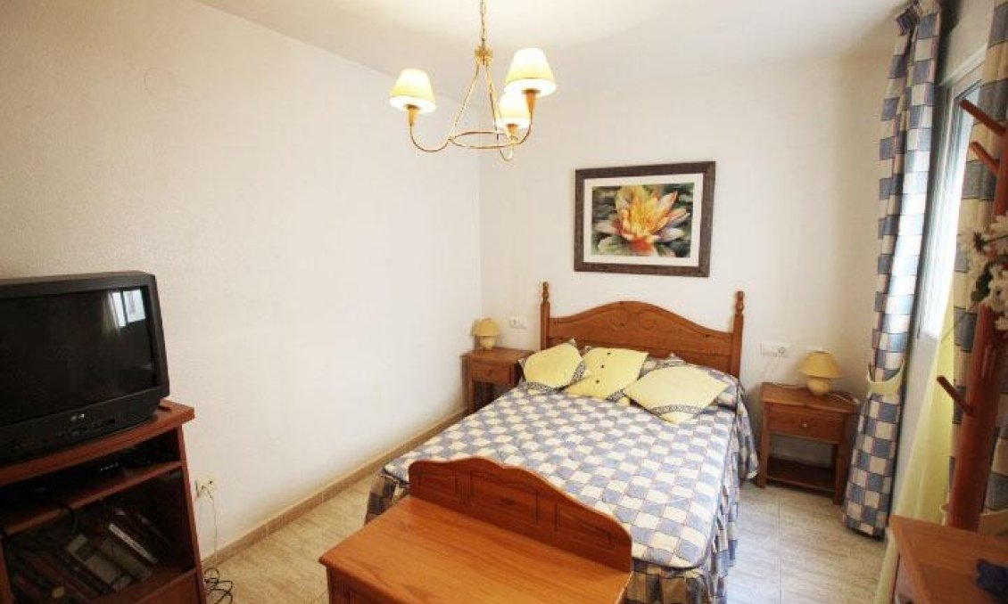 Resale - Apartment -
Guardamar del Segura - Centro
