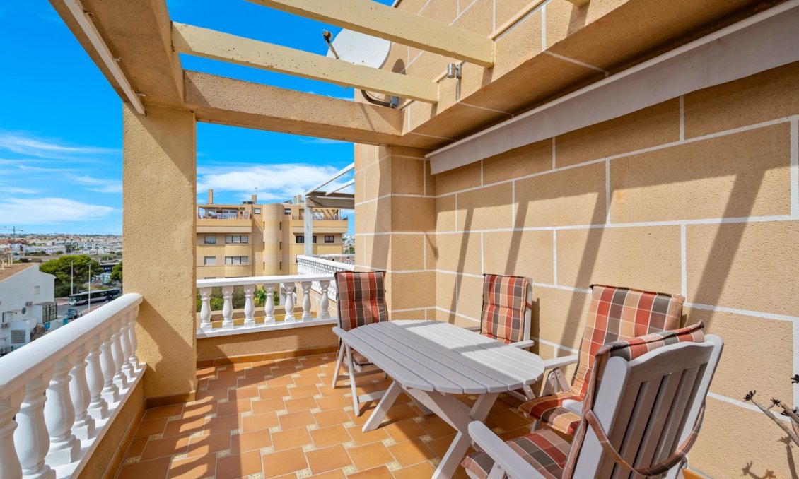 Resale - Apartment -
Punta Prima - Costa Blanca