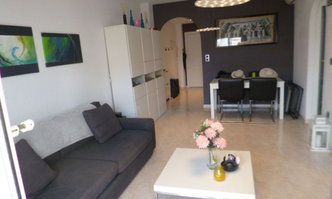 Wiederverkauf - Wohnung -
La Florida - Inland